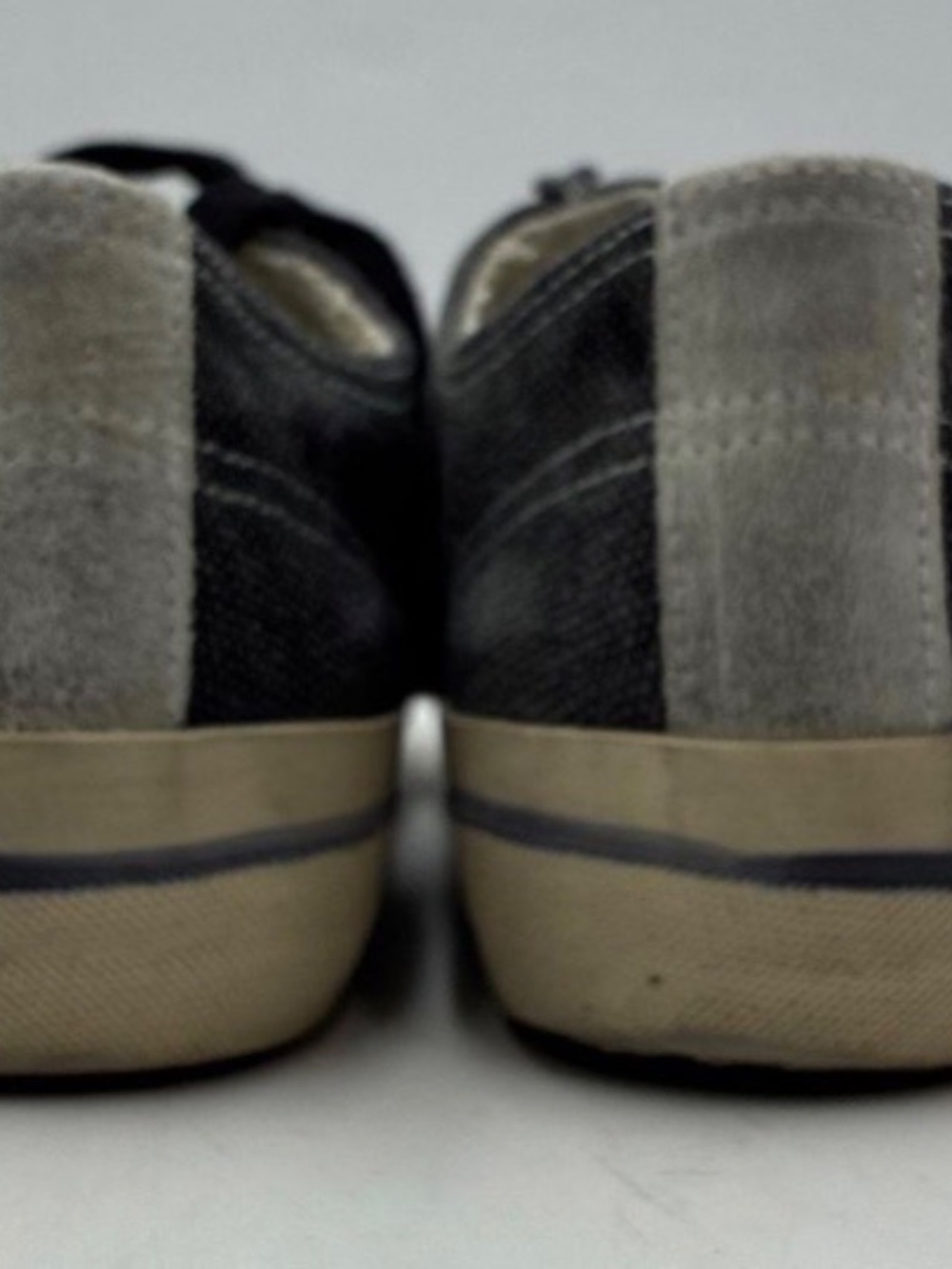 Golden Goose V-Star 2 Black Canvas Star Low Top Sneakers New - Picture 4 of 7